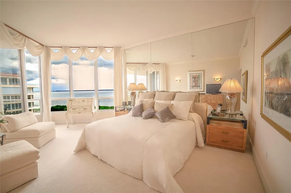 3040 GRAND BAY BOULEVARD #292 Longboat Key, FL 34228
