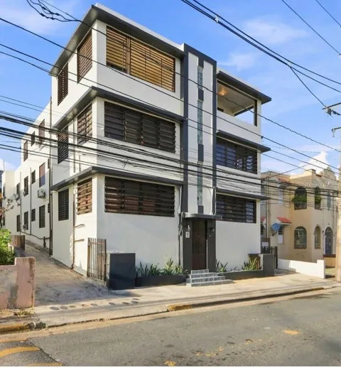 67 APT. 5 PH URB. GARCIA UBARRI