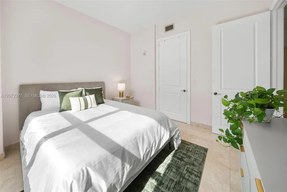 1607 Ponce De Leon Blvd #9B Coral Gables, FL 33134