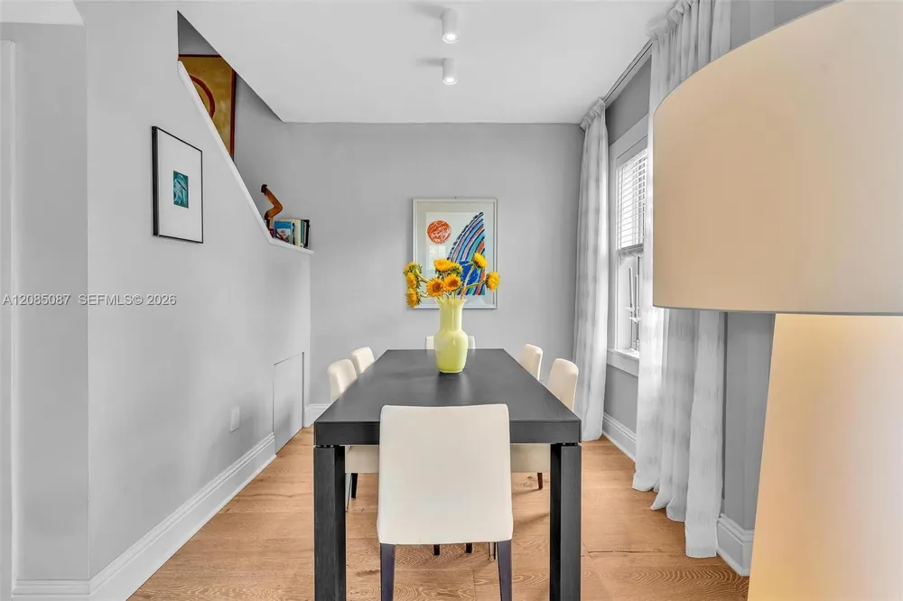 536 14th St #307 Miami Beach, FL 33139