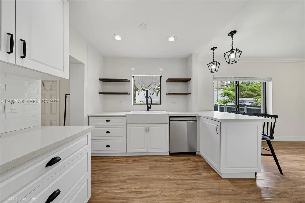 3640 SW 11th St Miami, FL 33135