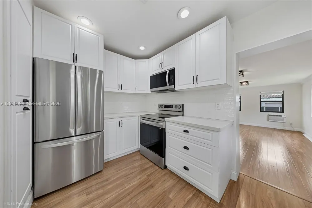 3640 SW 11th St Miami, FL 33135