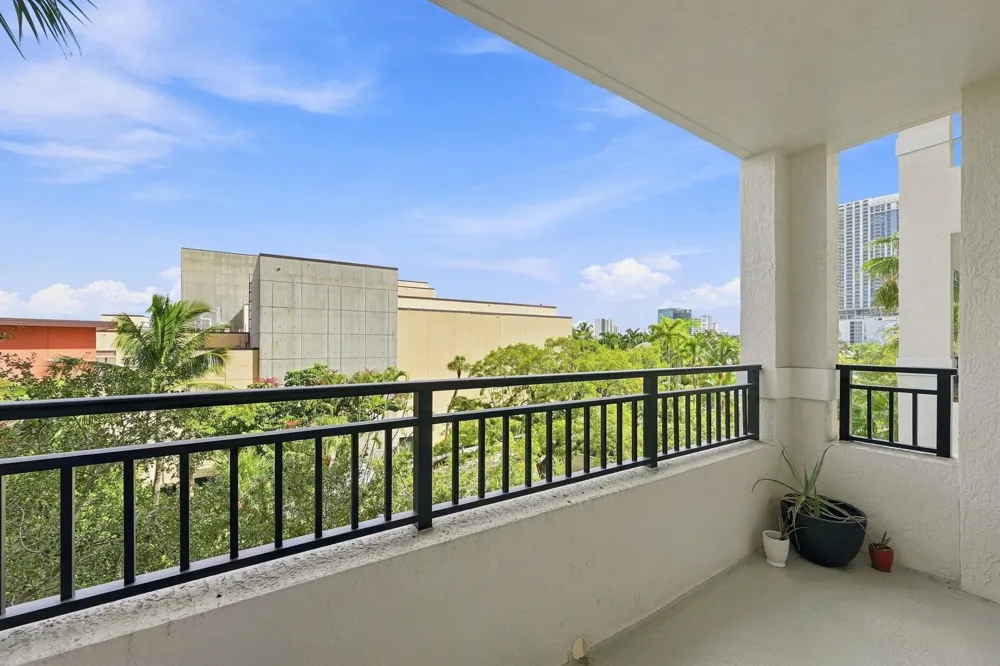 610 W Las Olas Boulevard #416N Fort Lauderdale, FL 33312