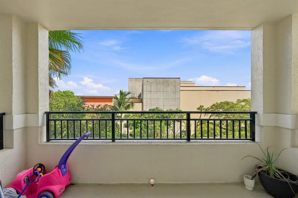 610 W Las Olas Boulevard #416N Fort Lauderdale, FL 33312