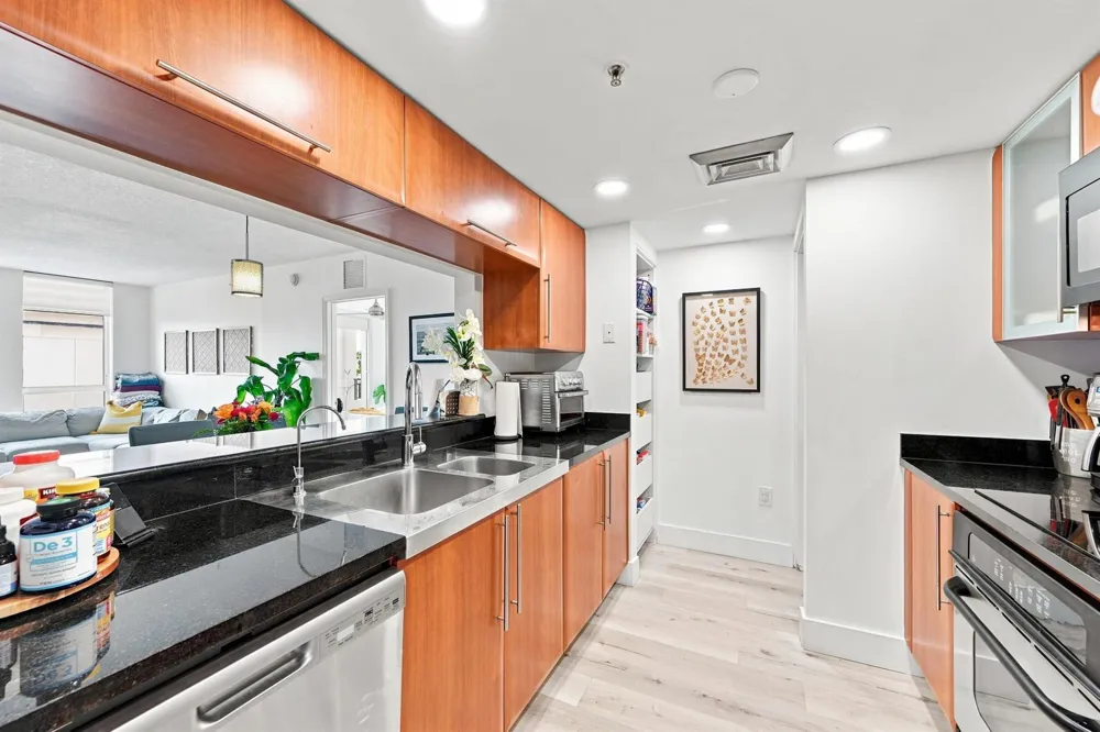 610 W Las Olas Boulevard #416N Fort Lauderdale, FL 33312