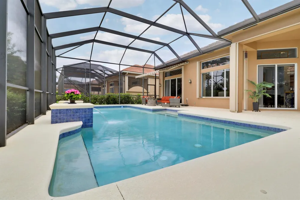 8618 Tompson Point Road Port St. Lucie, FL 34986