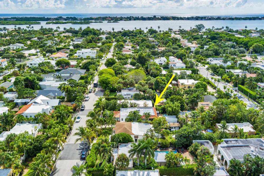 332 PILGRIM ROAD West Palm Beach, FL 33405
