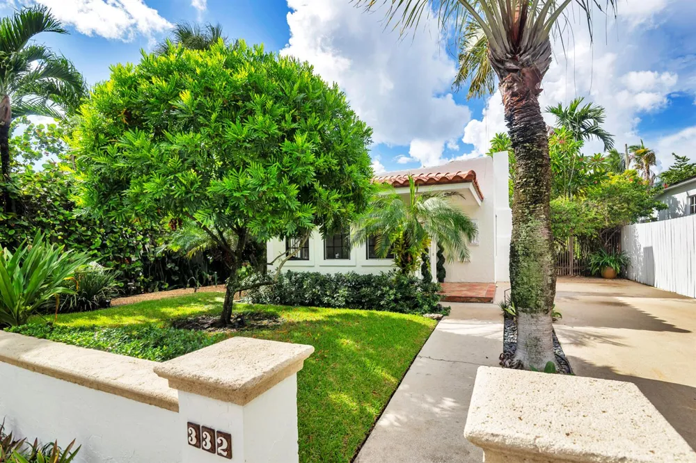 332 PILGRIM ROAD West Palm Beach, FL 33405