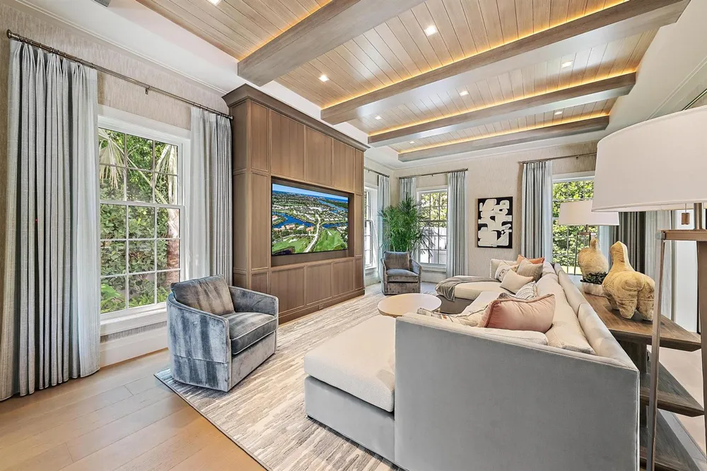 311 Polmer Park Road Palm Beach, FL 33480