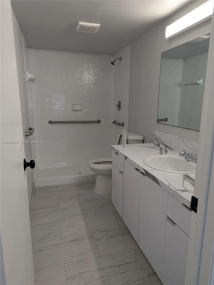 2323 Linton Ridge Cir #D3 Delray Beach, FL 33444
