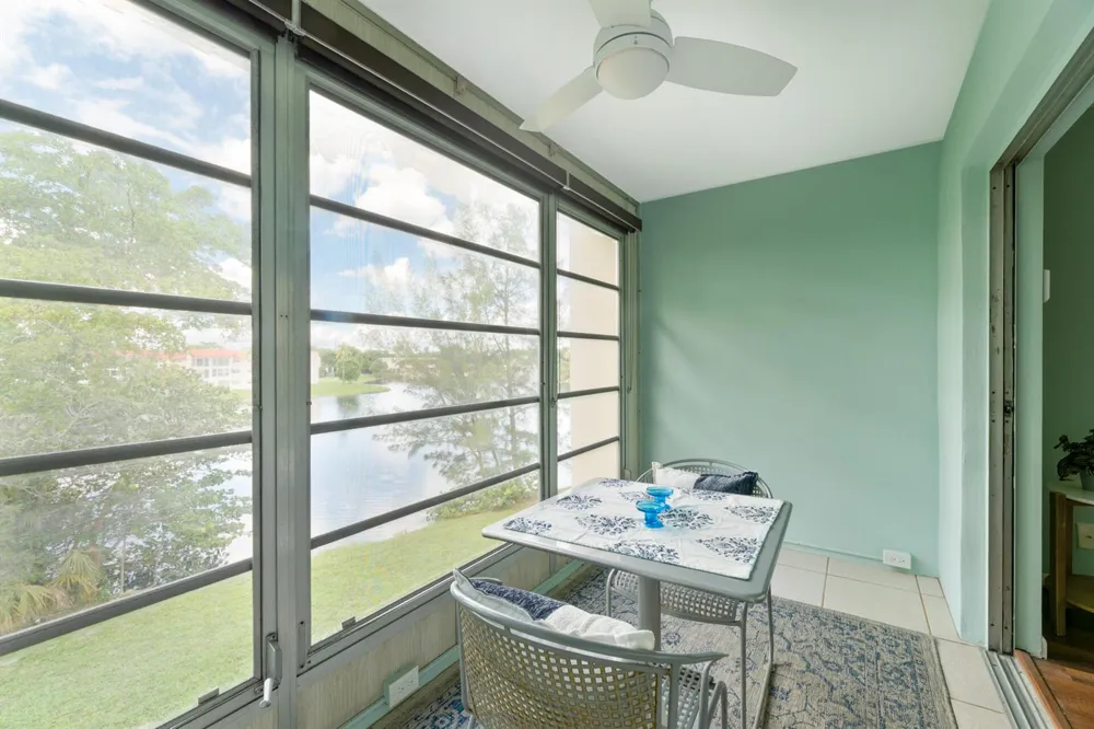 2901 E SUNRISE LAKES DRIVE E #310 Sunrise, FL 33322