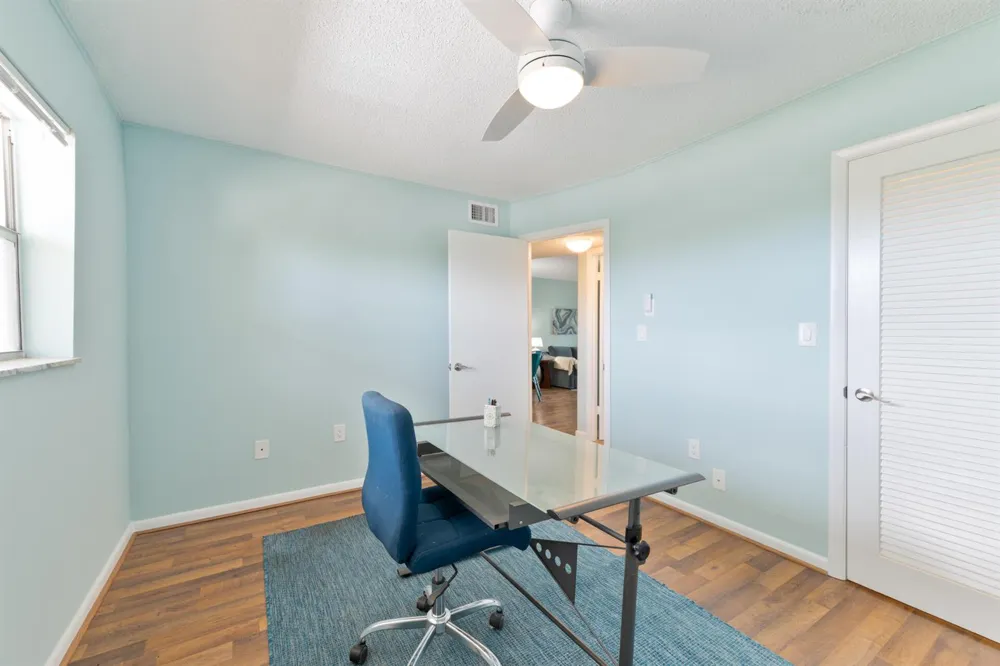 2901 E SUNRISE LAKES DRIVE E #310 Sunrise, FL 33322