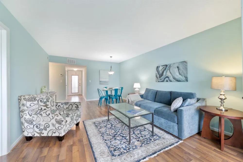 2901 E SUNRISE LAKES DRIVE E #310 Sunrise, FL 33322