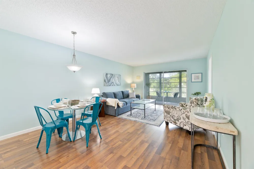 2901 E SUNRISE LAKES DRIVE E #310 Sunrise, FL 33322