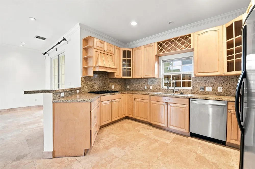857 SW 11TH COURT Fort Lauderdale, FL 33315