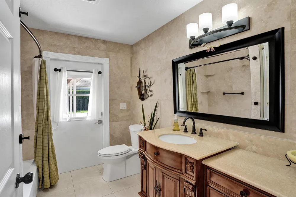 9255 Sun Pointe Drive Boynton Beach, FL 33437