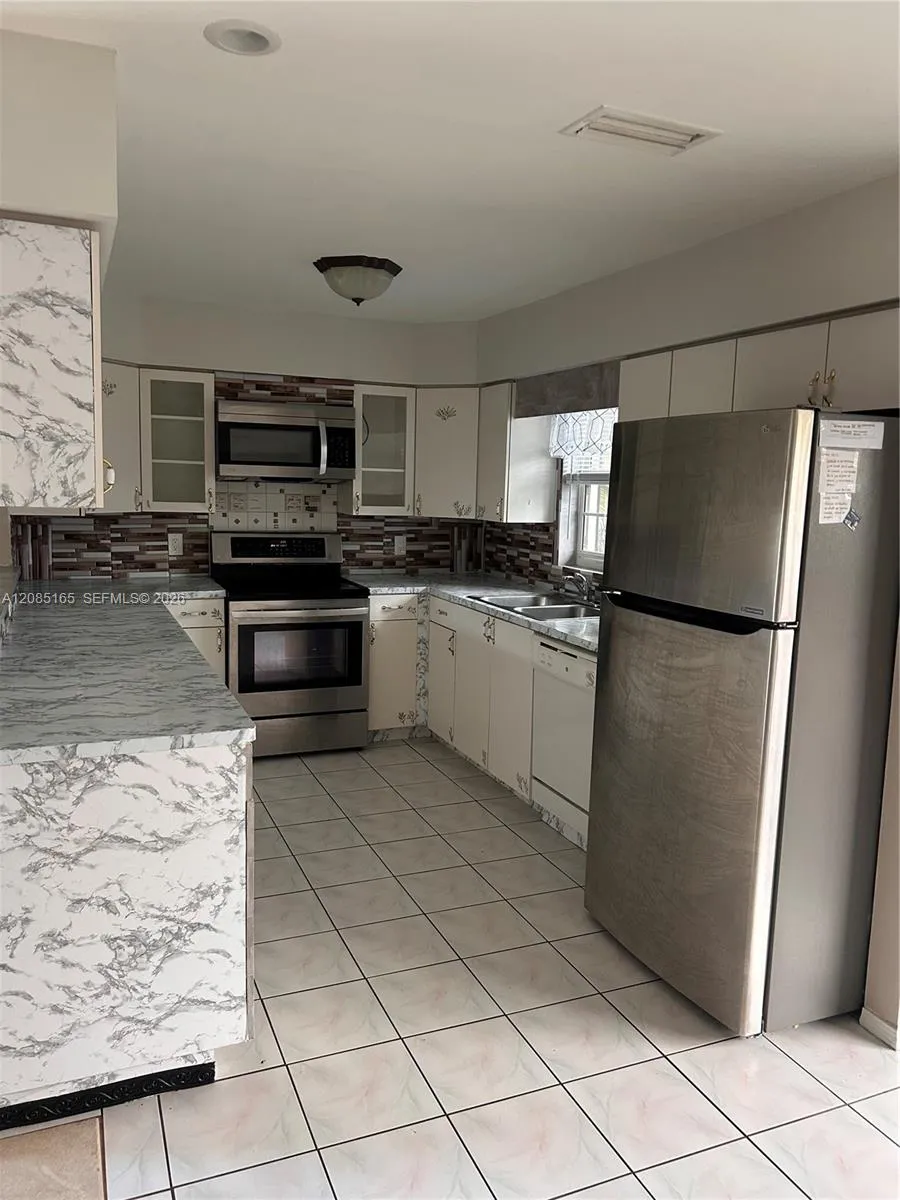 362 Park Lane Dr North Fort Myers, FL 33917