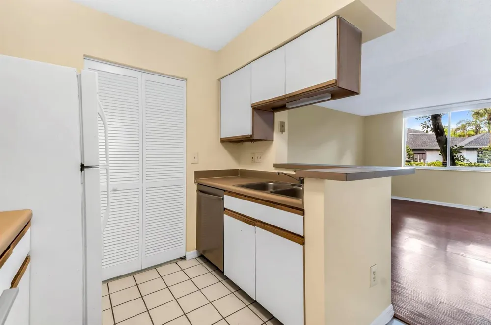 3985 W MCNAB ROAD #A108 Pompano Beach, FL 33069