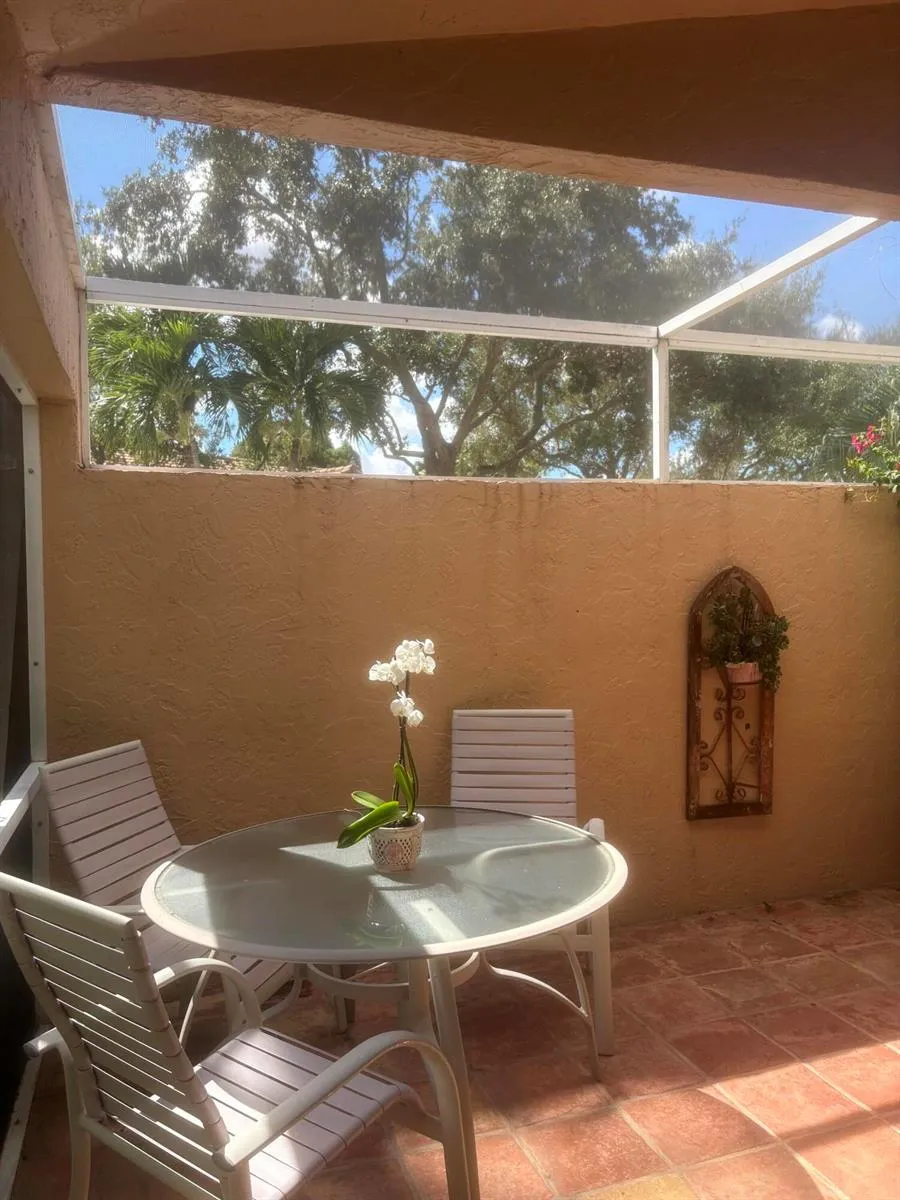 1604 Rosewood Way Palm Beach Gardens, FL 33418