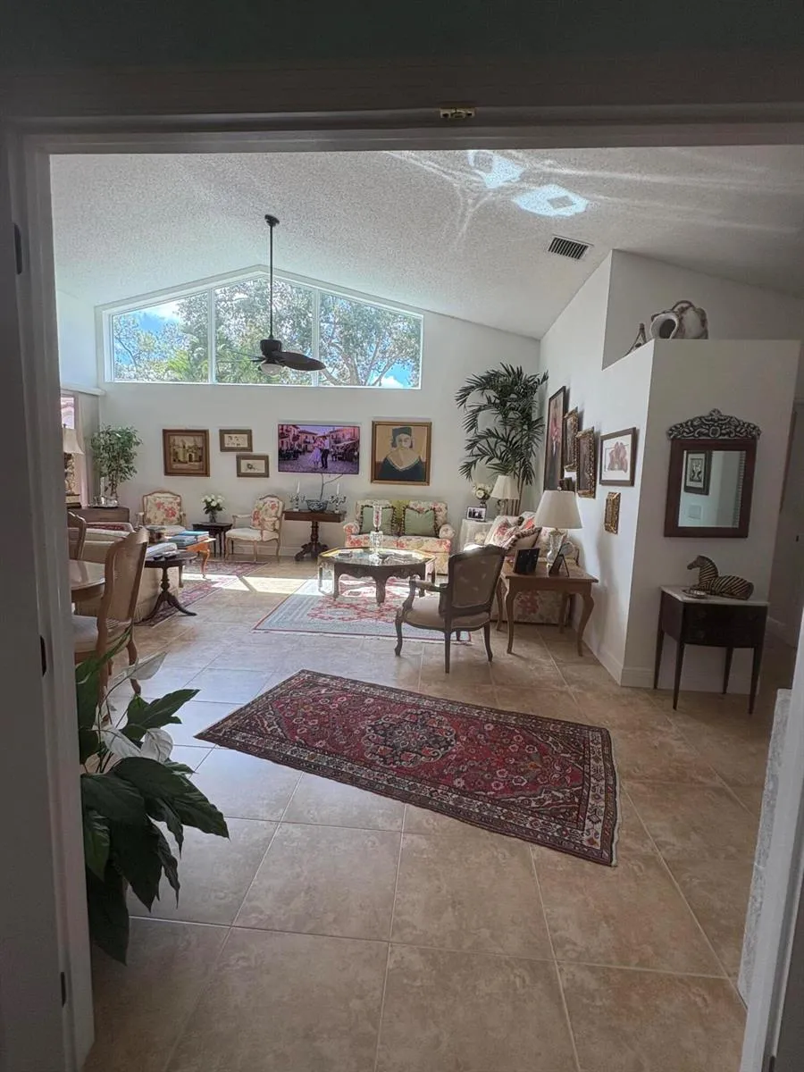 1604 Rosewood Way Palm Beach Gardens, FL 33418