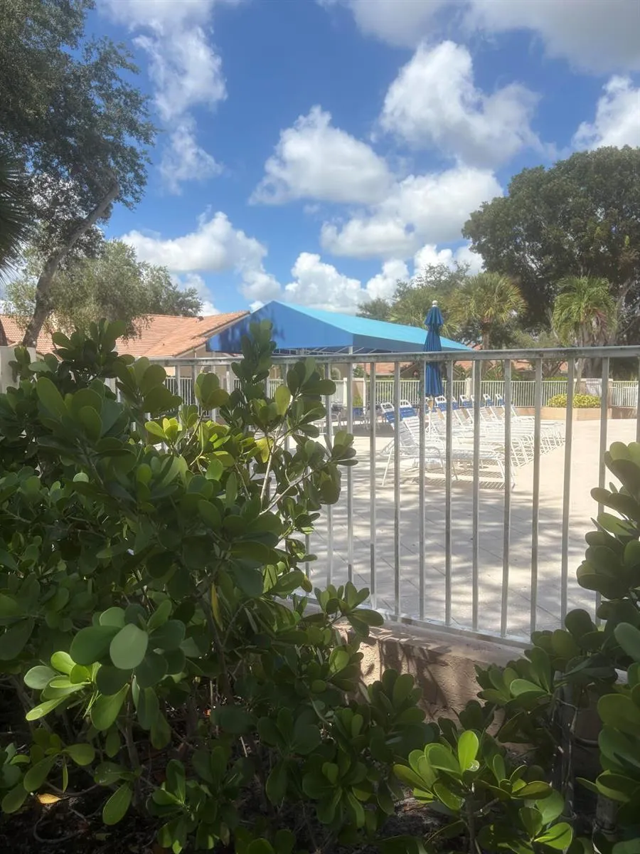 1604 Rosewood Way Palm Beach Gardens, FL 33418