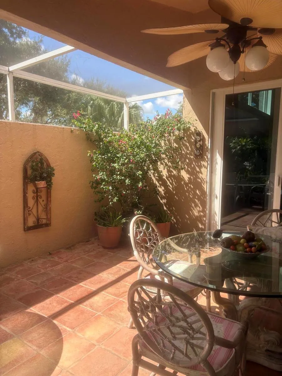 1604 Rosewood Way Palm Beach Gardens, FL 33418
