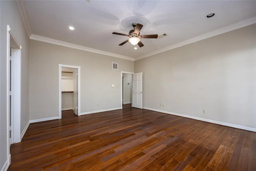 13224 Bay Place Drive Beach City, TX 77523