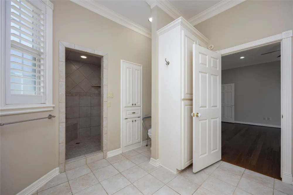 13224 Bay Place Drive Beach City, TX 77523