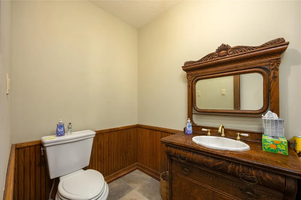 13224 Bay Place Drive Beach City, TX 77523