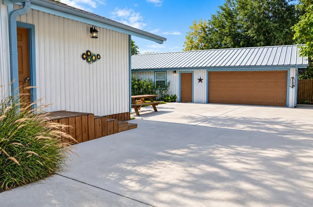 11620 Old Main Street Loop Road Houston, TX 77025
