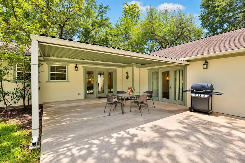 11620 Old Main Street Loop Road Houston, TX 77025