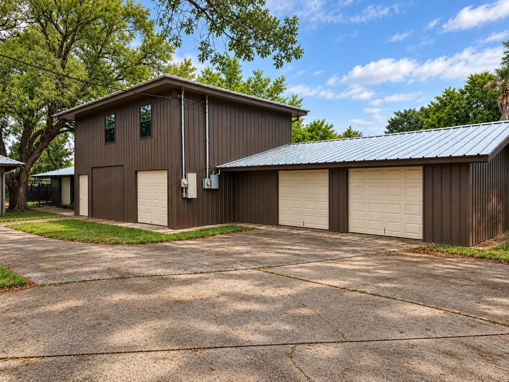 11620 Old Main Street Loop Road Houston, TX 77025