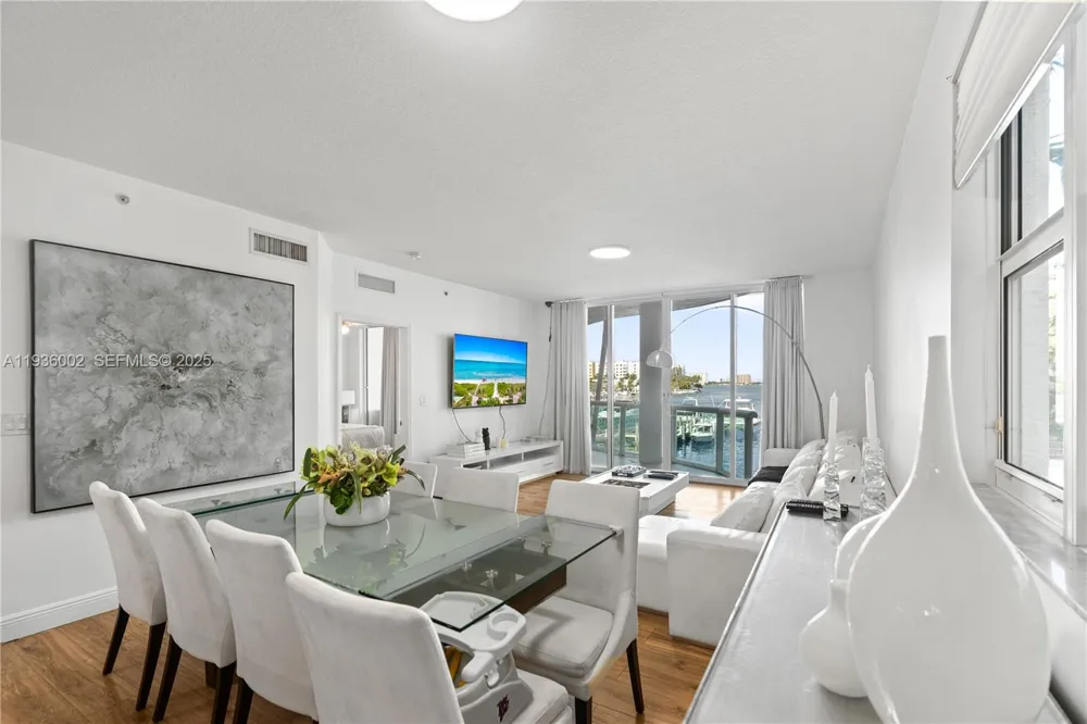 7918 Harbor Island Dr #212 North Bay Village, FL 33141