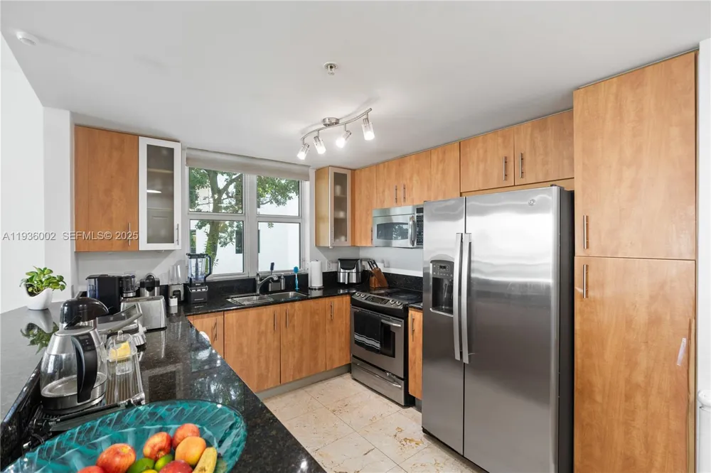 7918 Harbor Island Dr #212 North Bay Village, FL 33141