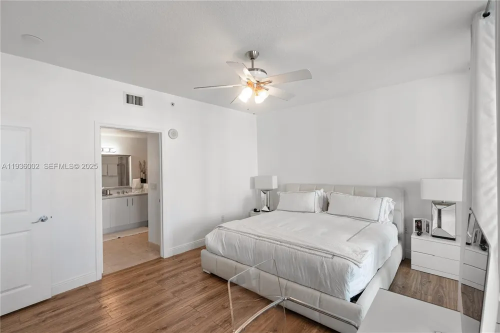 7918 Harbor Island Dr #212 North Bay Village, FL 33141