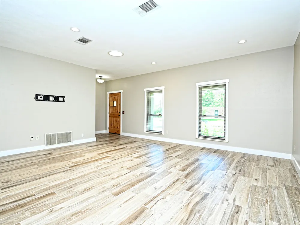 8406 Racine Trail Austin, TX 78717