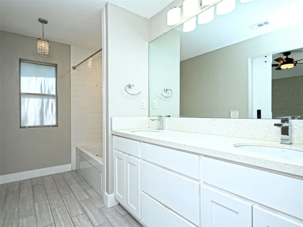 8406 Racine Trail Austin, TX 78717