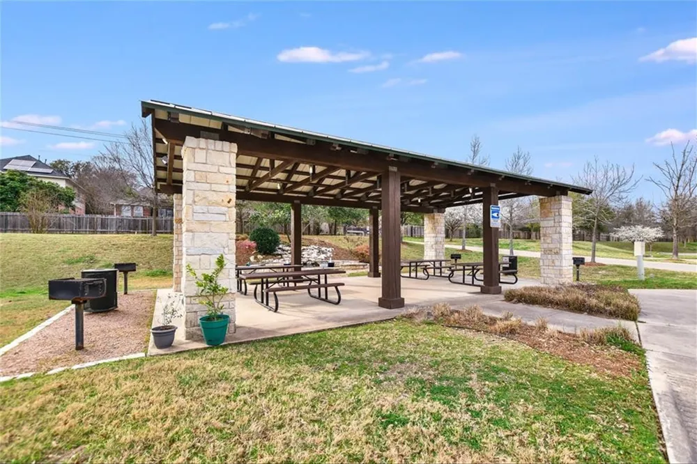 1310 W Parmer Lane #302 Austin, TX 78727