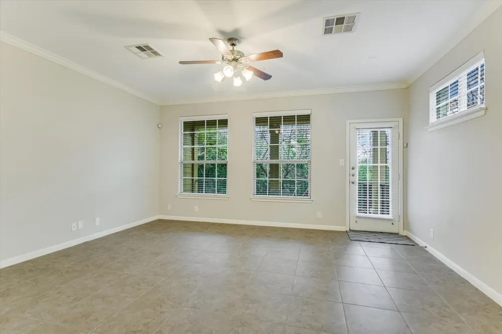 1310 W Parmer Lane #302 Austin, TX 78727