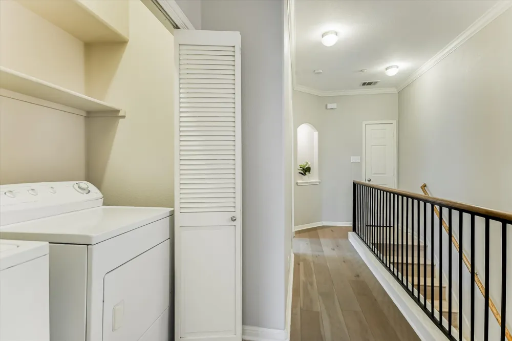 1310 W Parmer Lane #302 Austin, TX 78727
