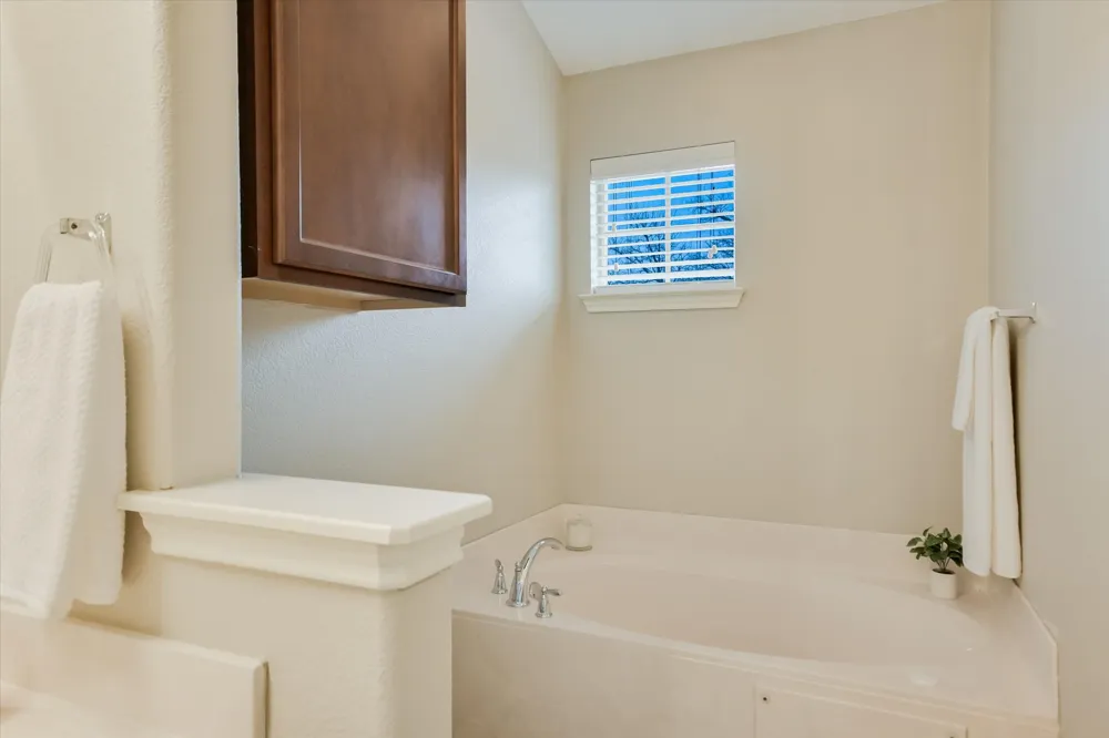 1310 W Parmer Lane #302 Austin, TX 78727