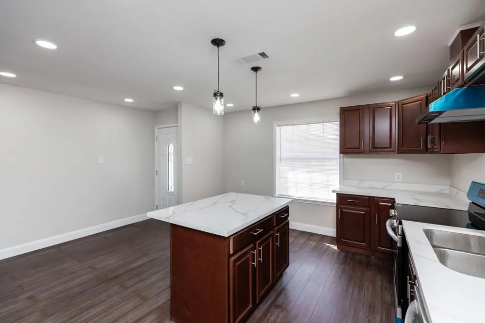 8502 Lynwood Lane Port Arthur, TX 77642