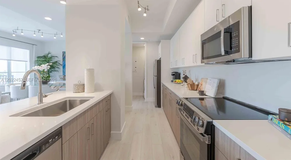 151 NE 5th Ave #Vista Delray Beach, FL 33483