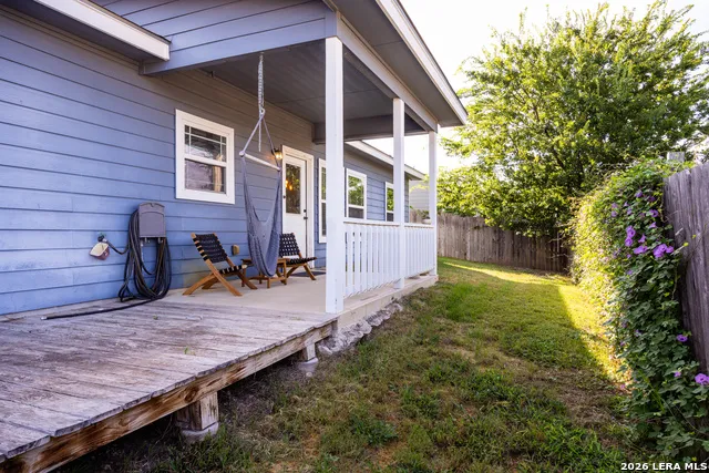 129 JASPER LN Kerrville, TX 78028