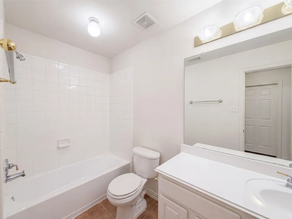 5307 Chatham Hill Lane Houston, TX 77084