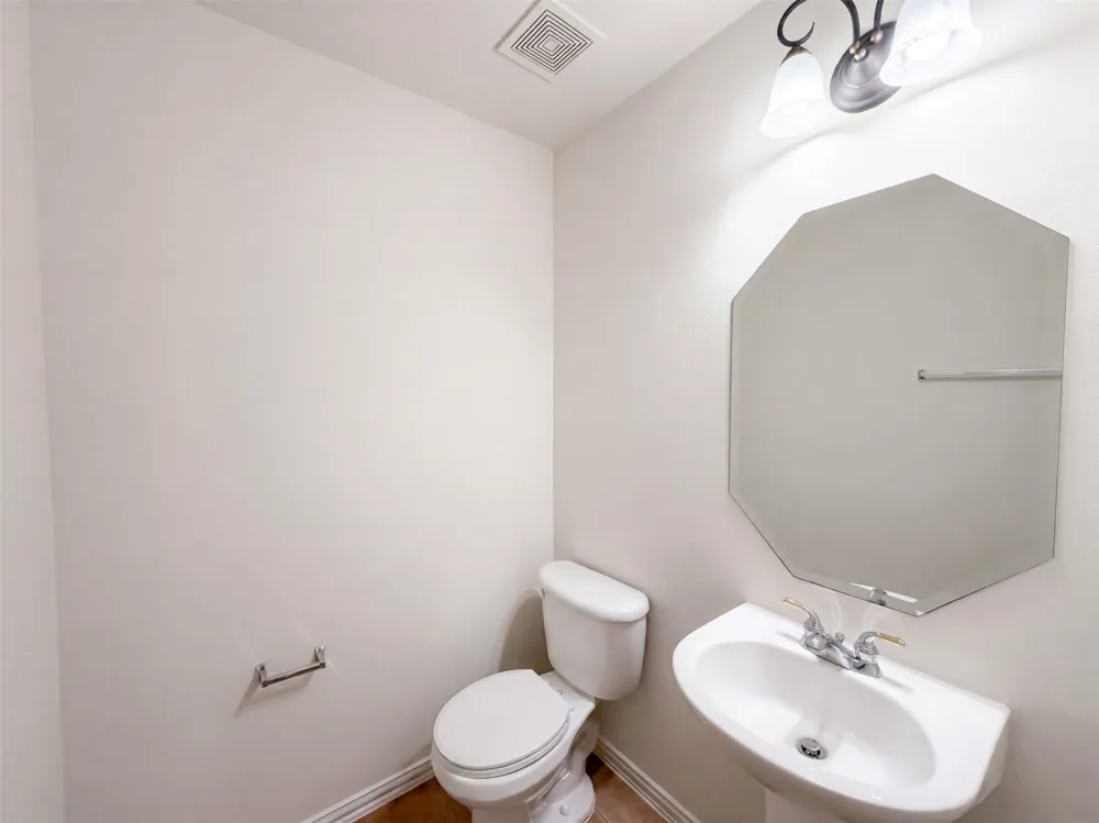 5307 Chatham Hill Lane Houston, TX 77084