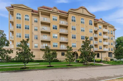 2203 Dorrington Street #309