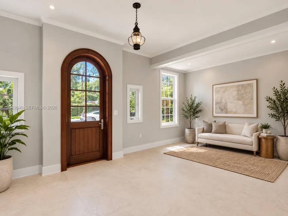 6333 SW 69th St South Miami, FL 33143
