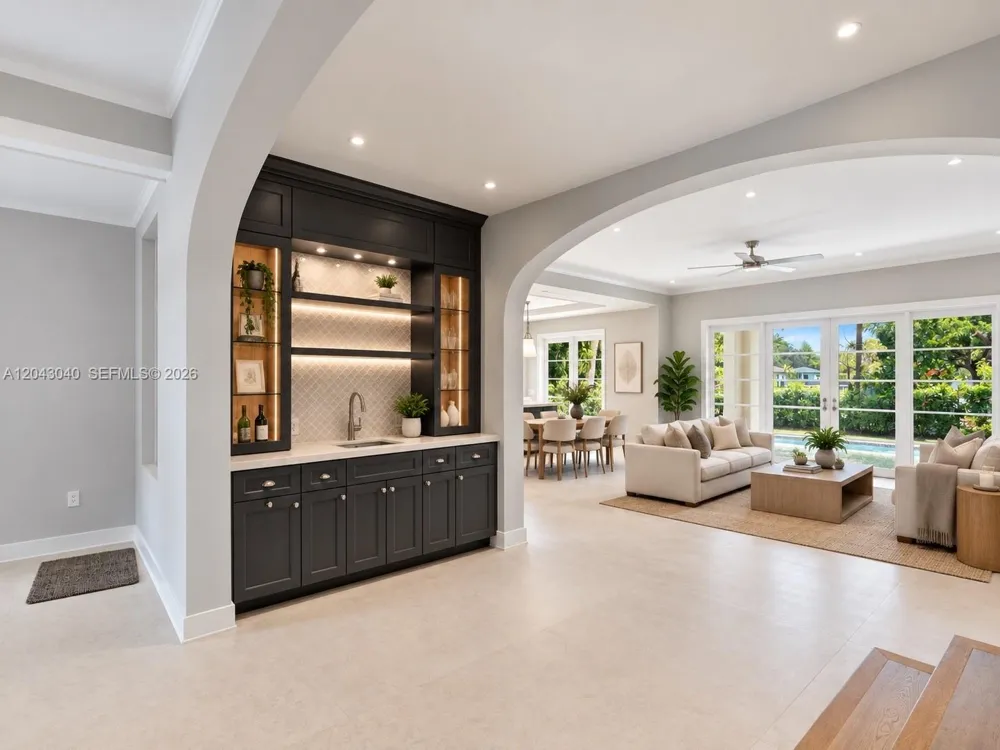 6333 SW 69th St South Miami, FL 33143
