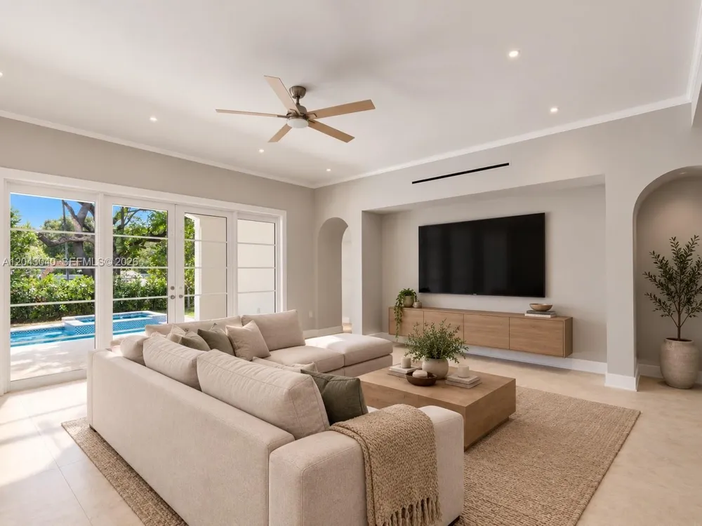 6333 SW 69th St South Miami, FL 33143